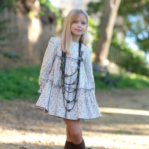 Vestido Corte Aplique