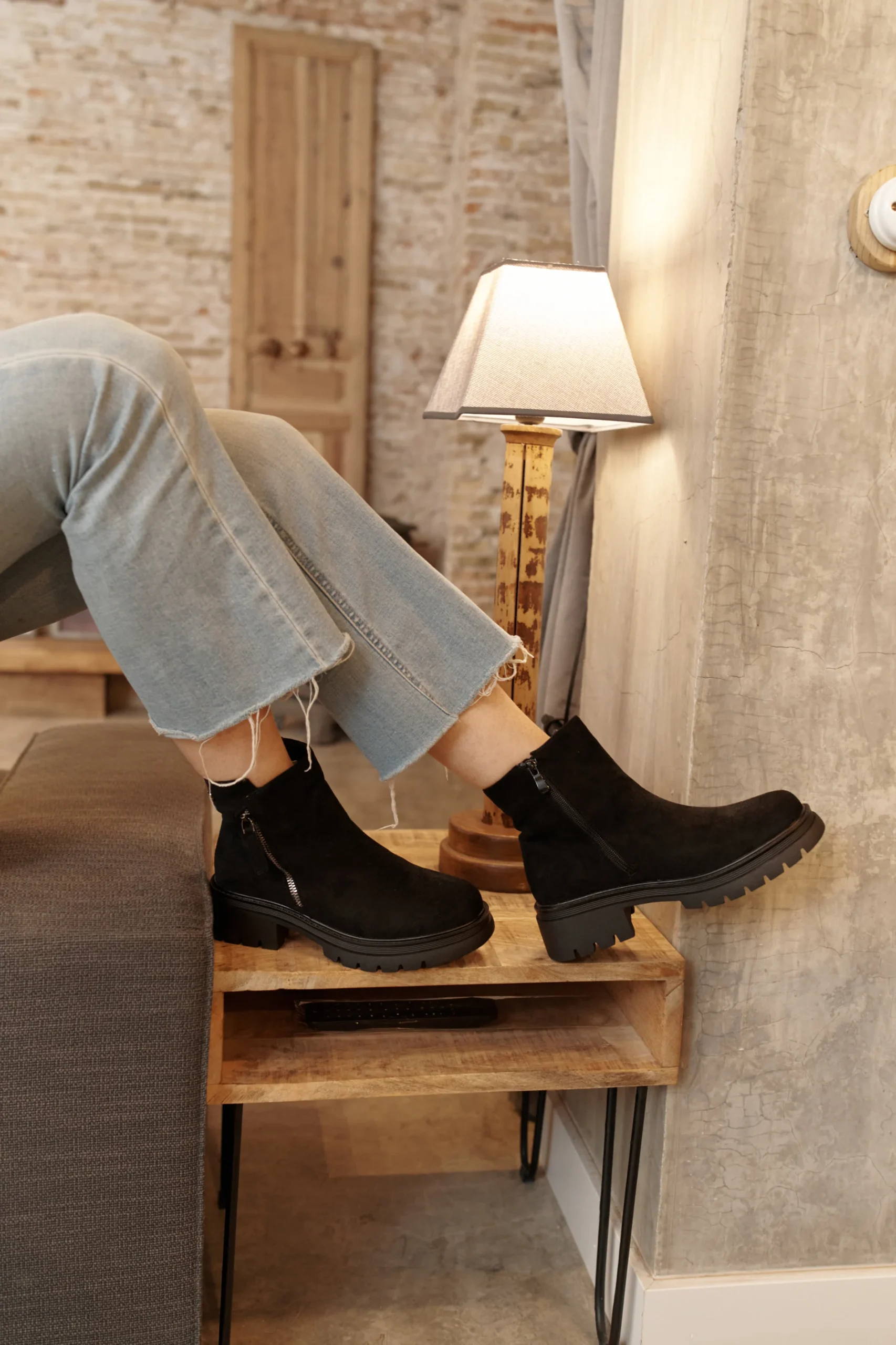 BOTIN BAJO ANTELINA 11919 CAIRNS 02 NEGRO MUJER - Imagen 8