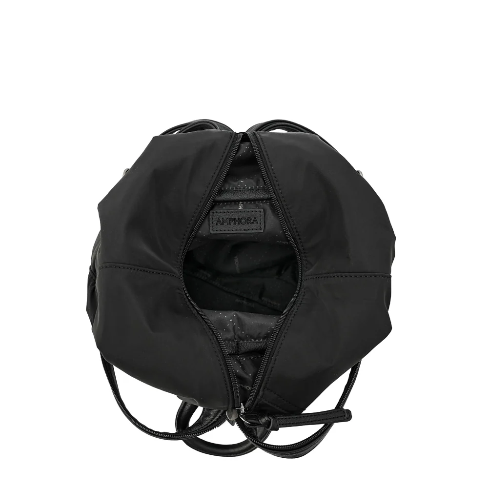 Mochila mediana yomy Negro especial - Imagen 4